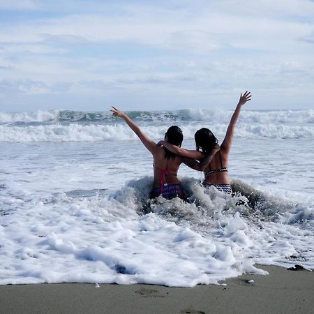 Isla Virginia Fun-Talan Hotel Baler Buitenkant foto