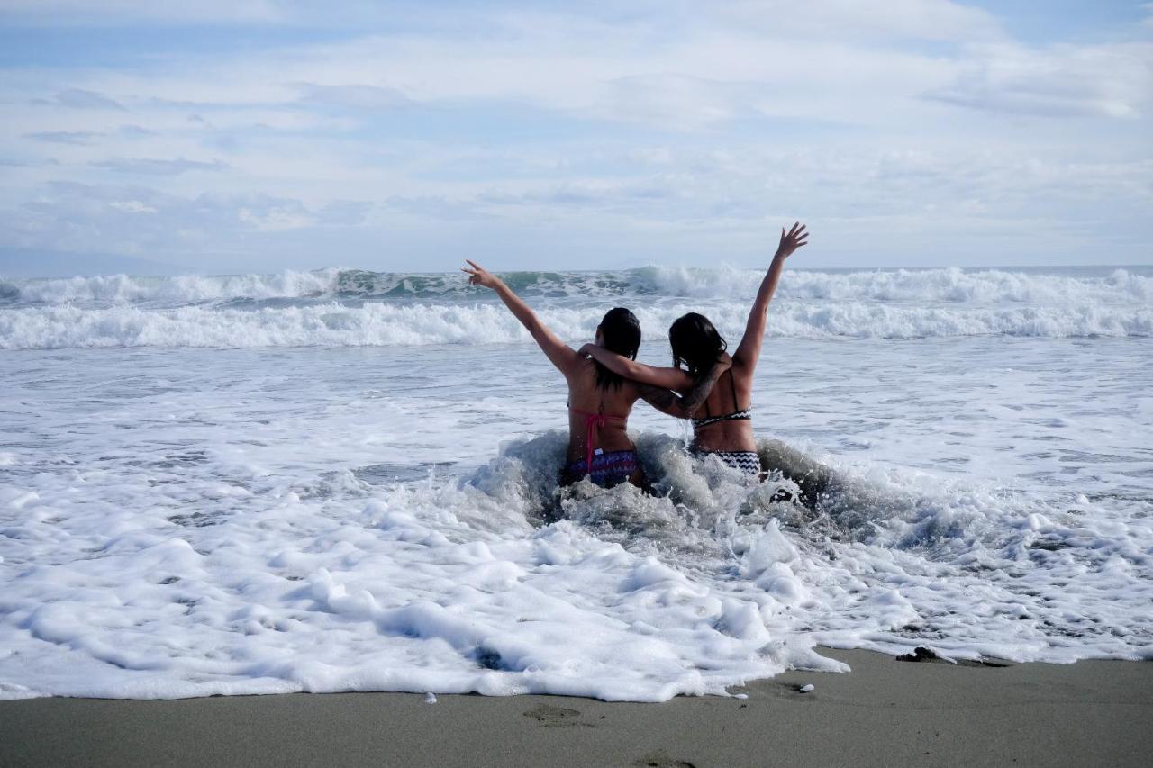 Isla Virginia Fun-Talan Hotel Baler Buitenkant foto